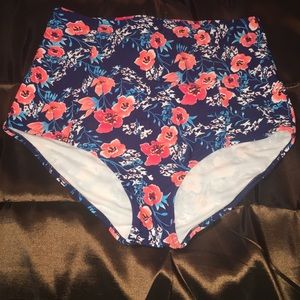 Swim suit bottom. NEW! Flower pattern. Sz 2XL.